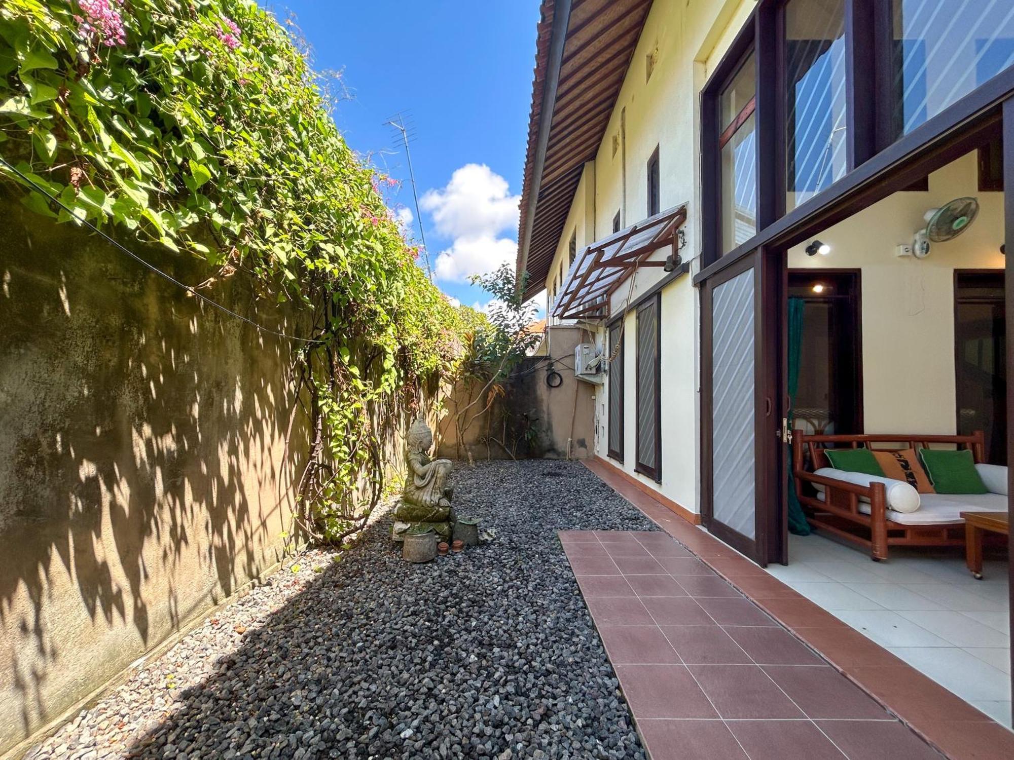 Sayang Taman Villas Sanur  Exterior photo