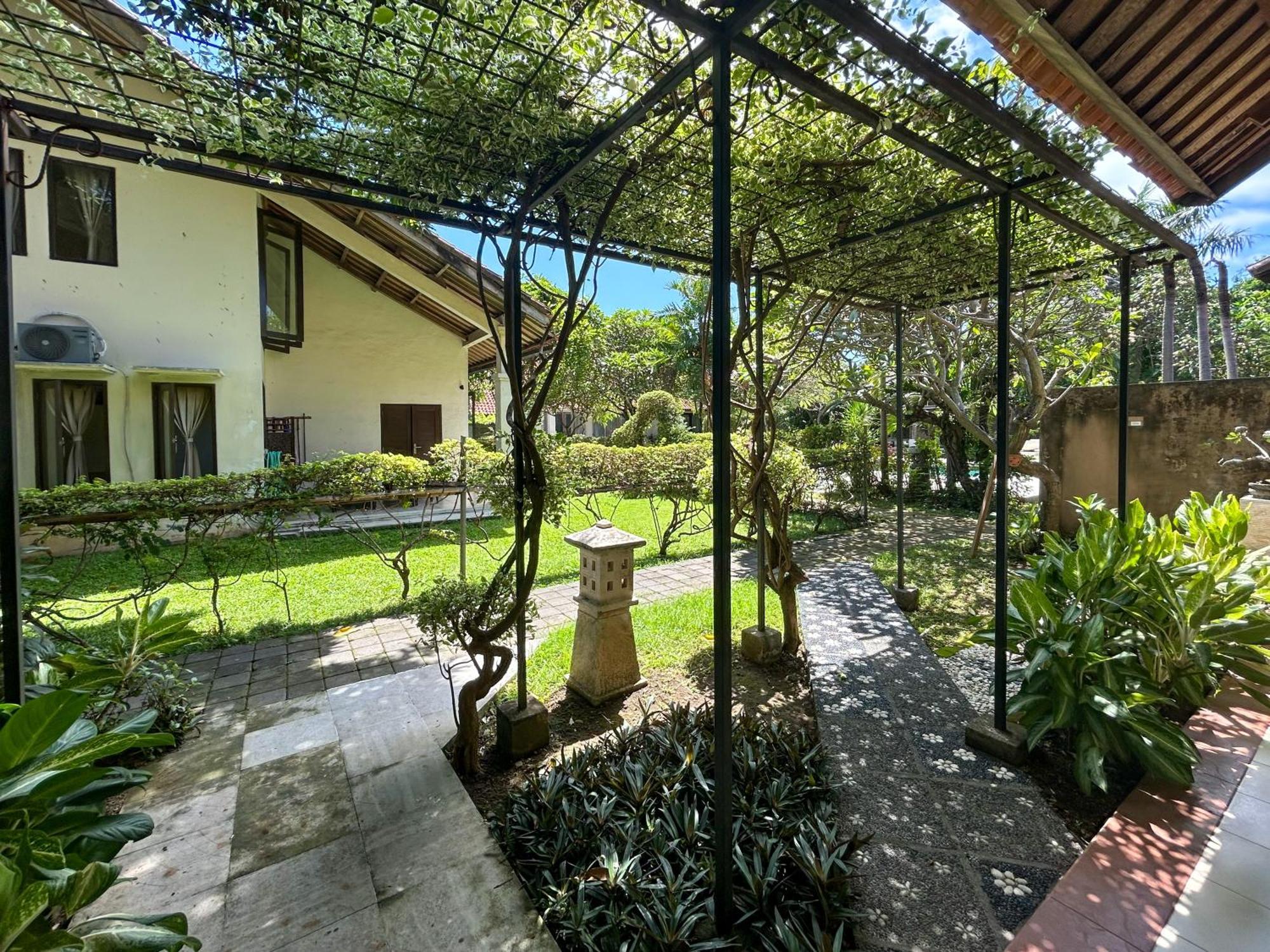 Sayang Taman Villas Sanur  Exterior photo