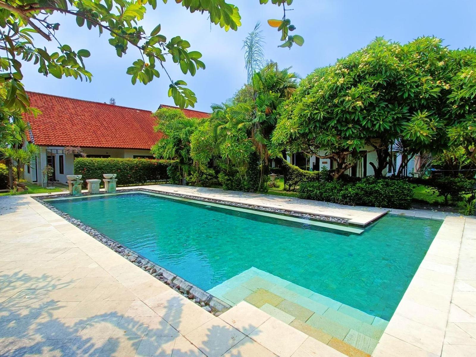 Sayang Taman Villas Sanur  Exterior photo