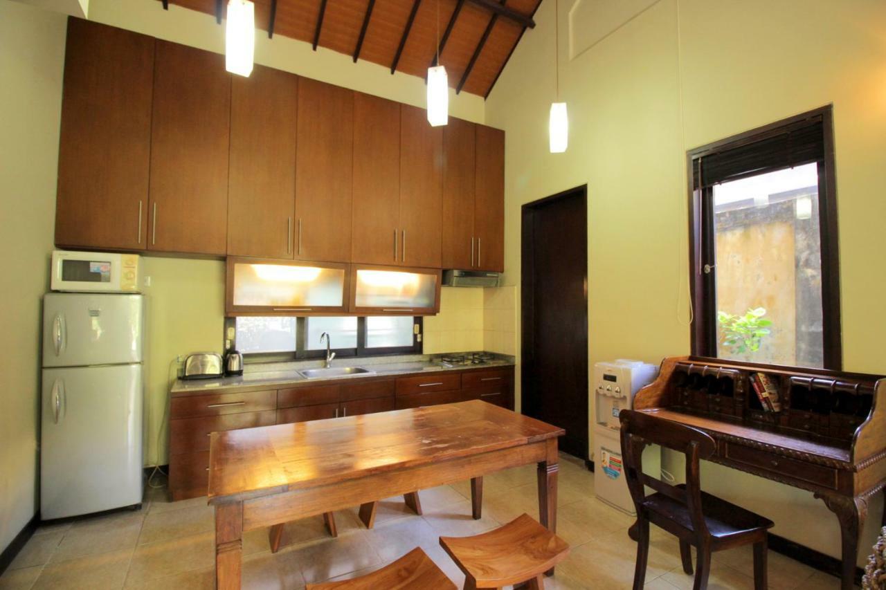 Sayang Taman Villas Sanur  Exterior photo
