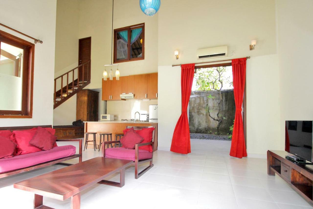 Sayang Taman Villas Sanur  Exterior photo